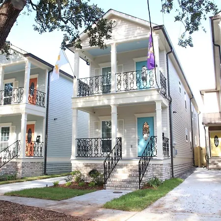3Br Midcity Gem Pet-Friendly, Near Fq & Streetcar